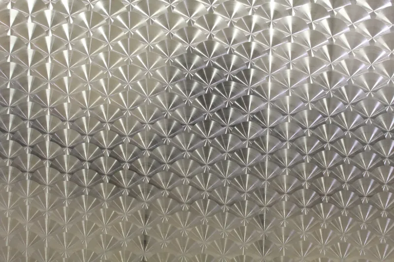 TÔLE INOX 304L BOUCHONNE 8/10
